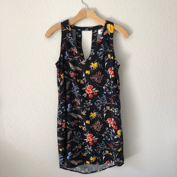 Old Navy Dresses & Skirts - 🌴SALE 4/$20 Old Navy Print Dress